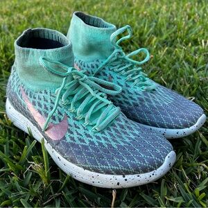 Nike Lunarepic Flyknit Shield 'Green Glow'